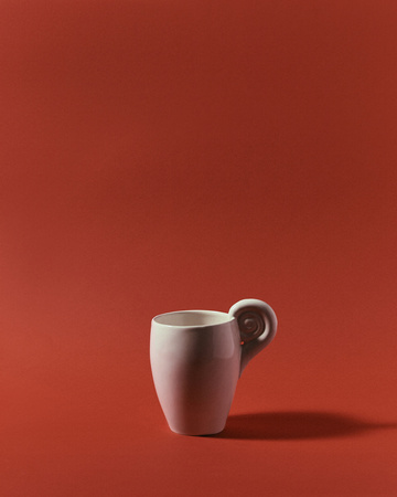 ARIES white cup with white horn